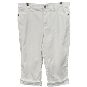Lee Classic Fit White Capri Jeans At The Waist - Women’s 16